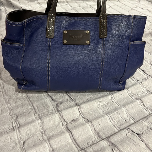 Tignanello Handbag/Tote Bag - Picture 2 of 4